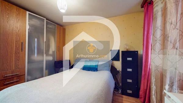 Vente                                                      Maison
                        
                     4 pièces                      80 m2                     à Limay