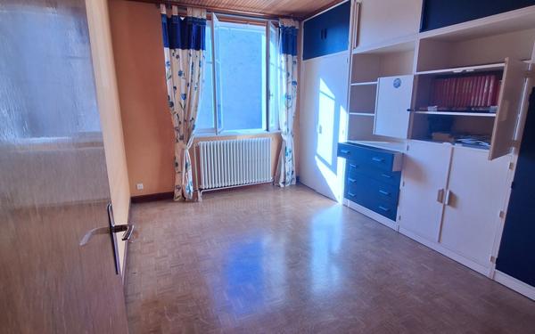Maison à vendre    4 pièces •  Vierzon