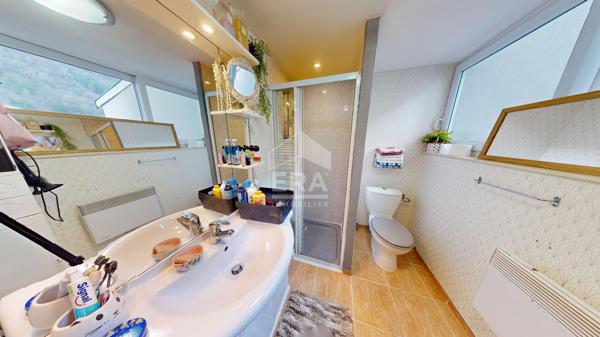 Maison Tenay terrasse et balcon130 M²