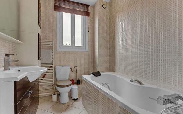 Maison à vendre    5 pièces • 167,14 m2 Antony