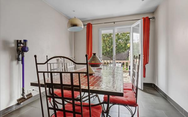 Maison à vendre    5 pièces • 167,14 m2 Antony