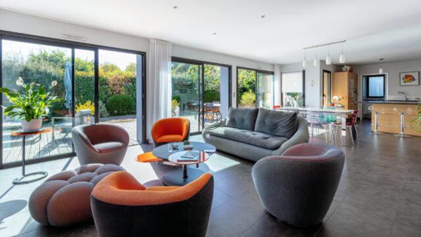 MAISON D’ARCHITECTE ENTIEREMENT DE PLAIN-PIED