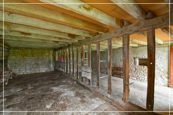 Maison à vendre 4 pièces (86)