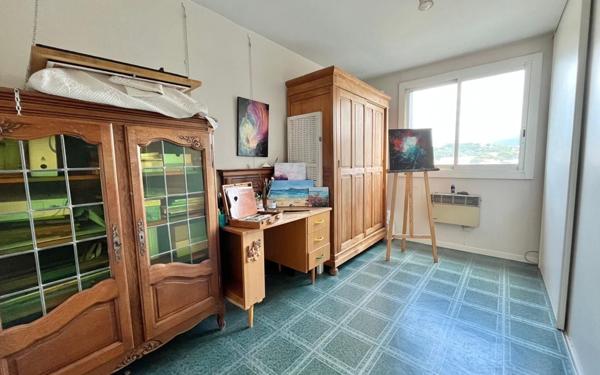 Appartement à vendre    5 pièces • 103,66 m2 Toulon