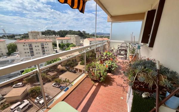 Appartement à vendre    5 pièces • 103,66 m2 Toulon