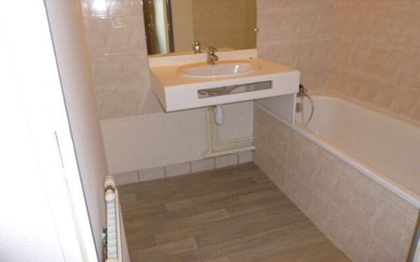 Appartement à louer    3 pièces •  Pessac