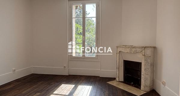 Location Maison 4 pièces 78 m² - ÉTréchy 91580