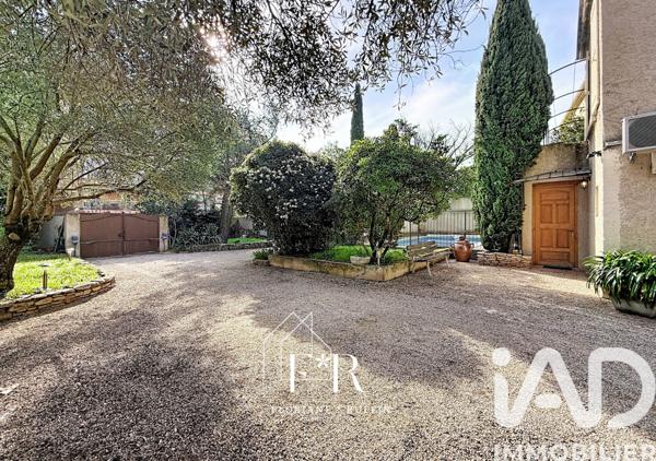 Maison à vendre 6 pièces 226 m² Carpentras