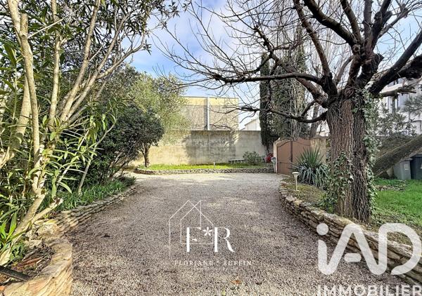 Maison à vendre 6 pièces 226 m² Carpentras