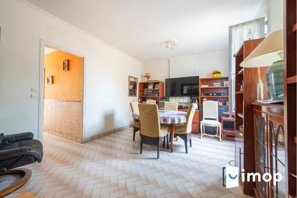 Maison avec terrasse au calme