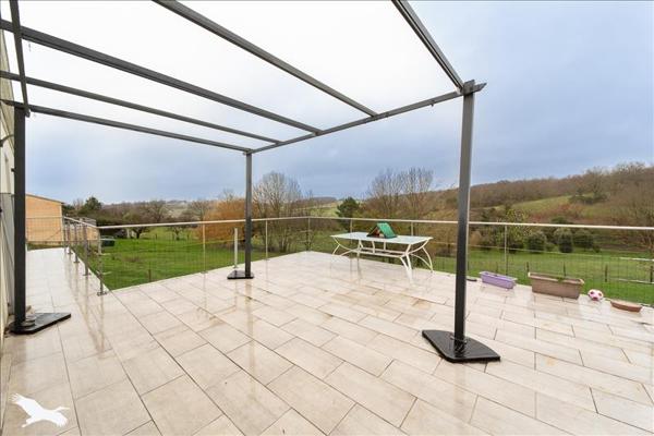 Maison à vendre |  Mirambeau |  4 pièces | 93 m²