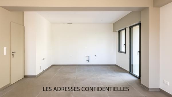 Tassin L'Aigas - Elégante maison contemporaine de 176 m² sur terrain arboré de 1 442 m²