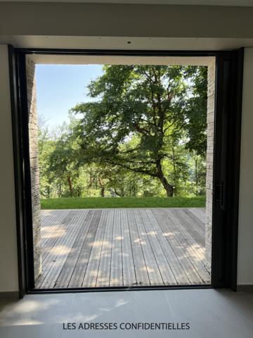 Tassin L'Aigas - Elégante maison contemporaine de 176 m² sur terrain arboré de 1 442 m²