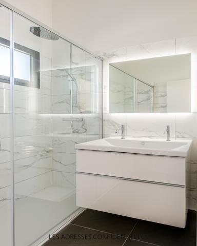 Tassin L'Aigas - Elégante maison contemporaine de 176 m² sur terrain arboré de 1 442 m²
