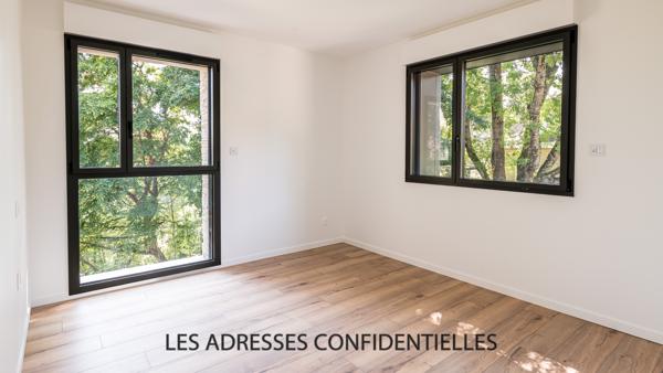 Tassin L'Aigas - Elégante maison contemporaine de 176 m² sur terrain arboré de 1 442 m²