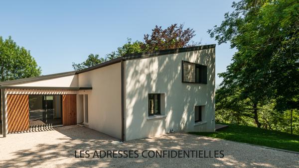 Tassin L'Aigas - Elégante maison contemporaine de 176 m² sur terrain arboré de 1 442 m²