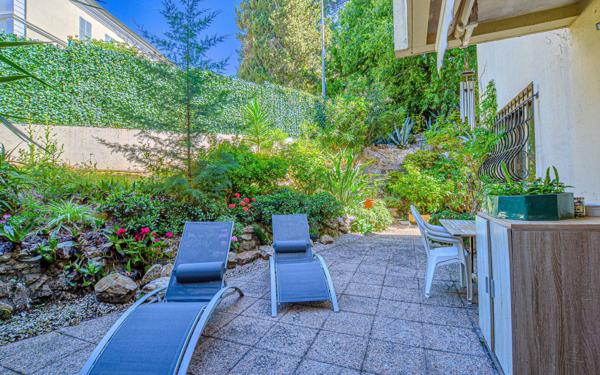 Appartement à vendre    3 pièces • 90 m2 Cannes