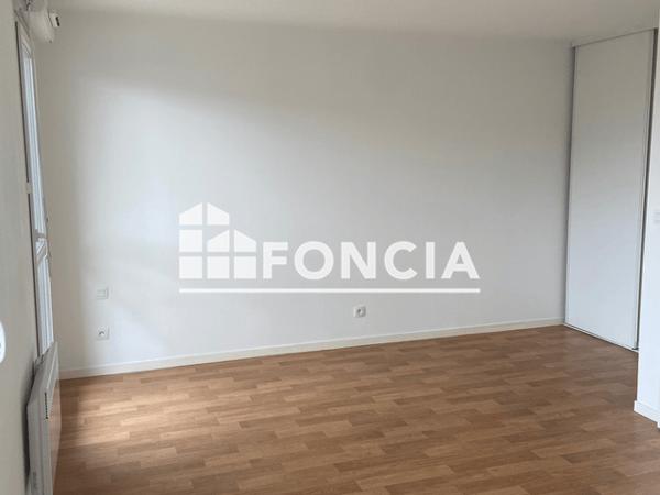 Location Studio 24.65 m² - 4 - 8 AVENUE CORIOLAN Luce 28110