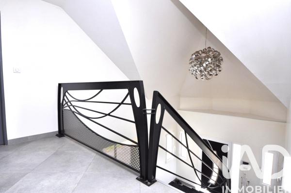 Maison à vendre 6 pièces 178 m² Bruyères-le-Châtel