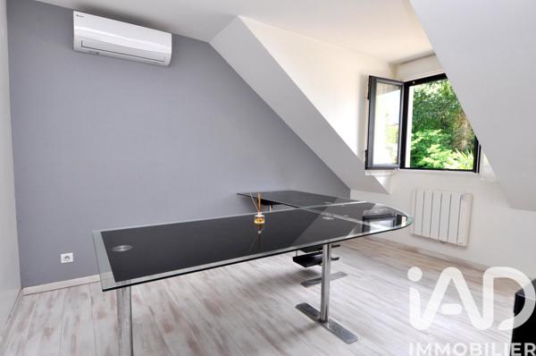 Maison à vendre 6 pièces 178 m² Bruyères-le-Châtel