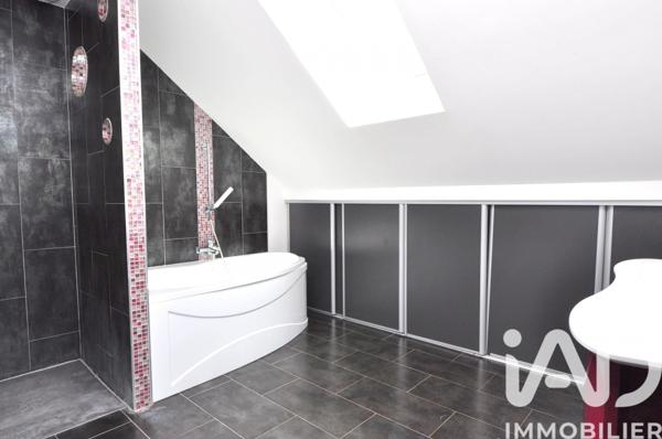 Maison à vendre 6 pièces 178 m² Bruyères-le-Châtel