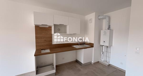 Location Appartement 2 pièces 41.77 m² - Morières-lès-avignon 84310