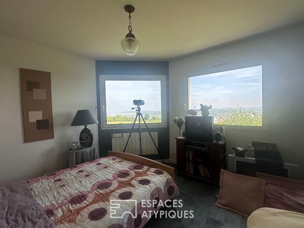 Maison d’architecte contemporaine avec piscine intérieure et vue mer – Yffiniac