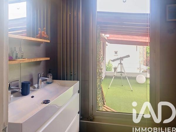 Maison à vendre 5 pièces 218 m² Villecresnes