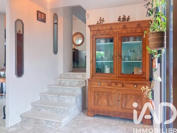 Maison à vendre 5 pièces 218 m² Villecresnes
