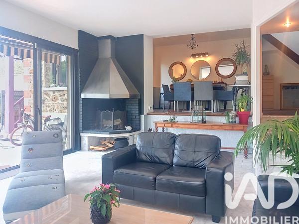 Maison à vendre 5 pièces 218 m² Villecresnes