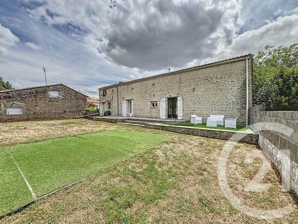 Maison à vendre  6 pièces - 218 m2 JAULDES - 16