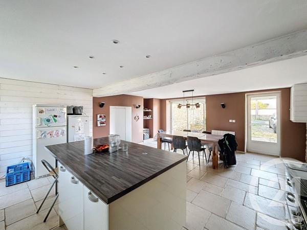 Maison à vendre  6 pièces - 218 m2 JAULDES - 16