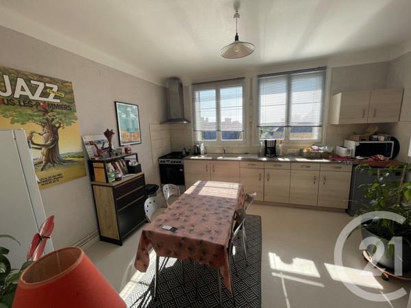 Appartement F5 à vendre  5 pièces - 133,30 m2 COUTANCES - 50