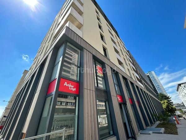 BUREAUX à VENDRE de 175 m²