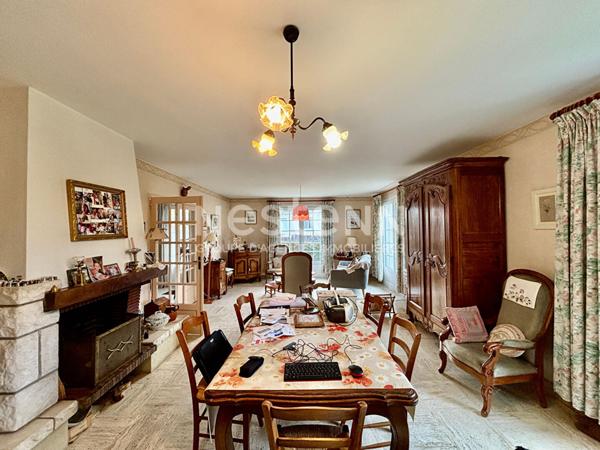A vendre - Maison 4 pièces - Vihiers centre - Plain-pied avec sous-sol et jardin - D5991