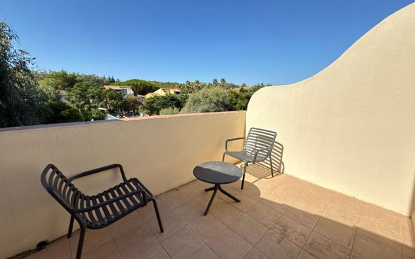 Maison à vendre    4 pièces •  Hyères