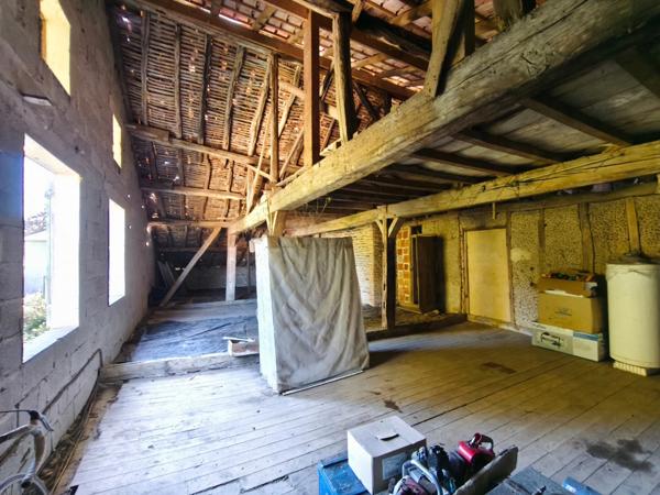 Corps de ferme 6 pièces LANNUX (32)