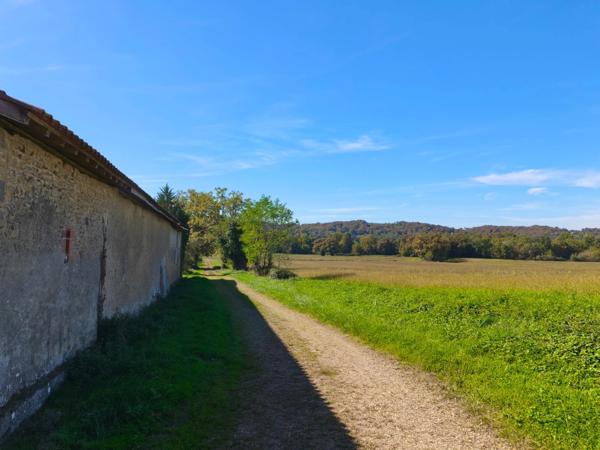 Corps de ferme 6 pièces LANNUX (32)