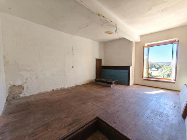 Corps de ferme 6 pièces LANNUX (32)