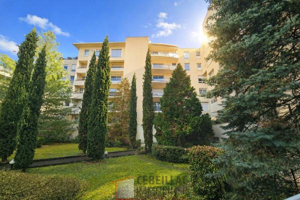 Appartement avec terrasse, garage et ascenseur / Idéal premier achat ou investissement locatif