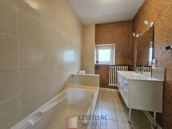 CEYRAT / BOISSÉJOUR | Maison de caractère / 175 m² habitables / Fort potentiel