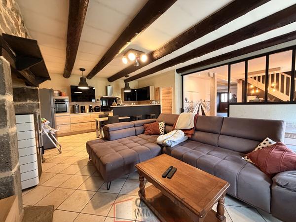 Maison en pierre 6 pièces à Valuejols