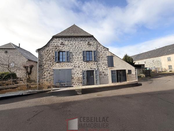 Maison en pierre 6 pièces à Valuejols