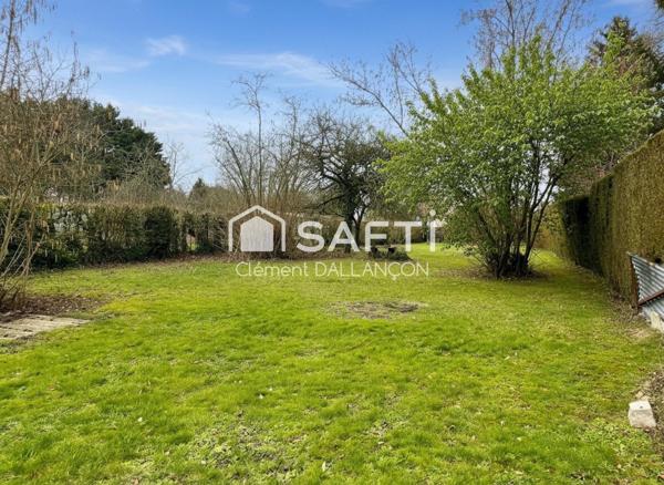 220 m² habitables + dépendances, parcelle 2012 m²