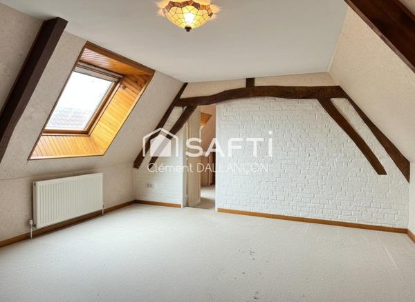 220 m² habitables + dépendances, parcelle 2012 m²