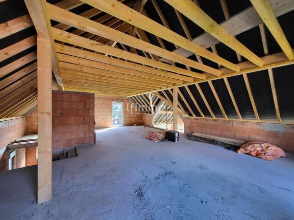 Maison neuve à terminer – 160 m² sur 750 m² de terrain