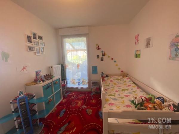 3%.COM Très beau F4 en rez de jardin - 3 terrasses - jardin 3,40 ARES, BERSTETT. Berstett (67370)