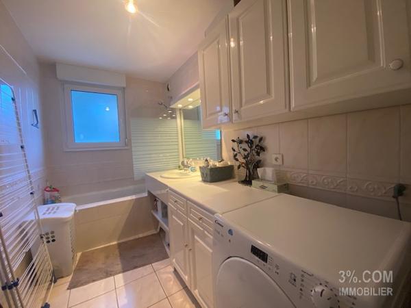 3%.COM Très beau F4 en rez de jardin - 3 terrasses - jardin 3,40 ARES, BERSTETT. Berstett (67370)