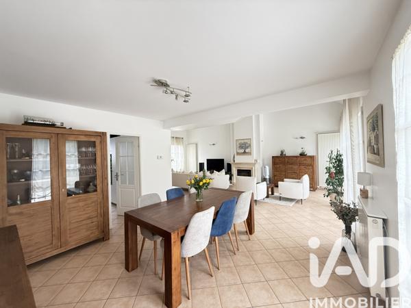 Maison à vendre 7 pièces 142 m² Cesson