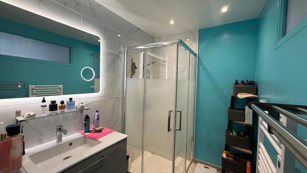Appartement à vendre 3 pièces FREJUS (83)